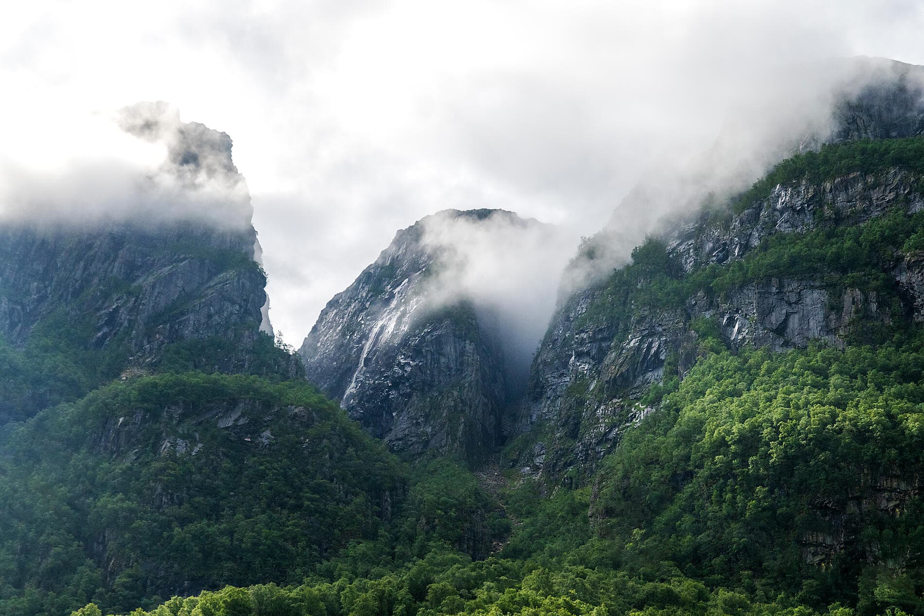 Scandinavie confidentielle